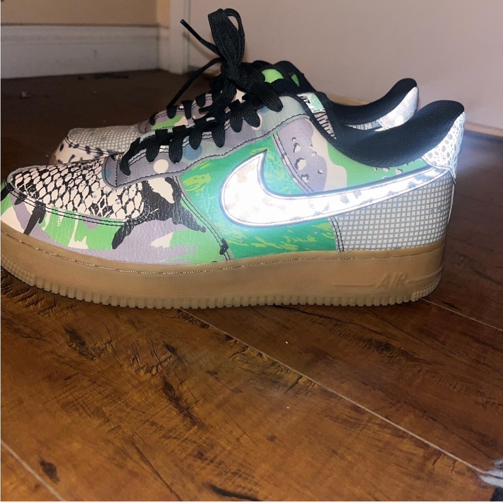 Rare air forces barley worn
